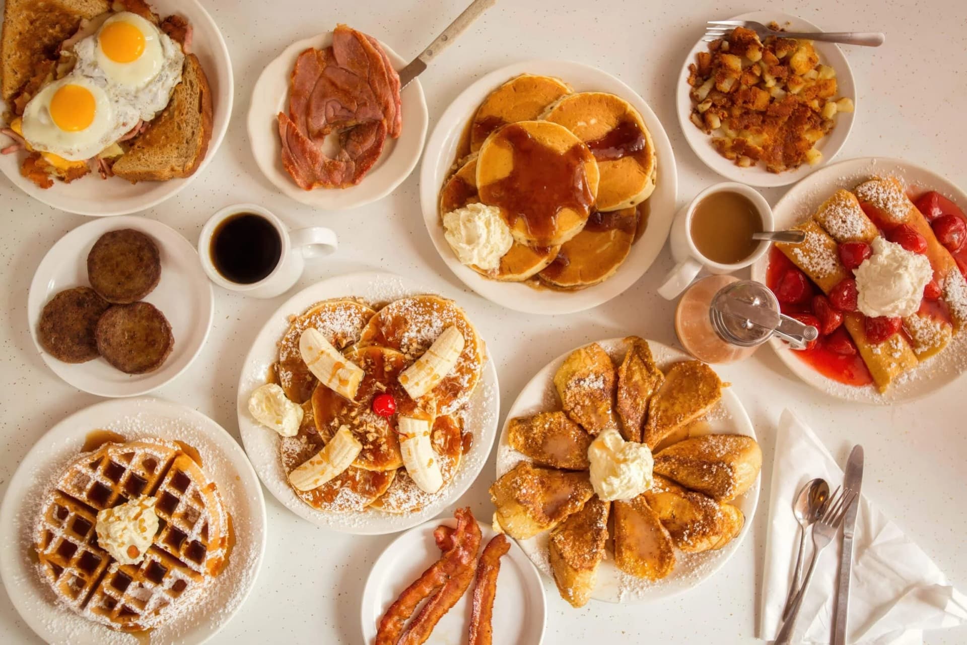 The Best Coffee & Brunch Spots in Nashville: WildCrown’s Guide to Your Perfect Morning in Music City